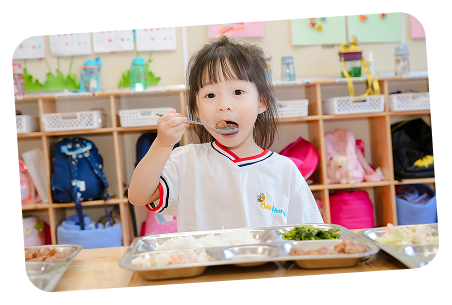Một ngày của bé Tại Sakura Kids