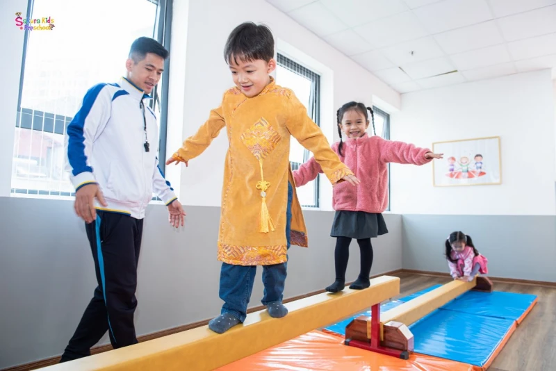 Tưng bừng khai trương Trường Mầm non Sakura Kids Long Biên