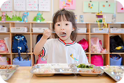 Đón trẻ – Chào ngày mới – Ăn sáng
